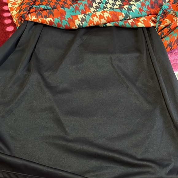 Ladies dress - Picture 8 of 8